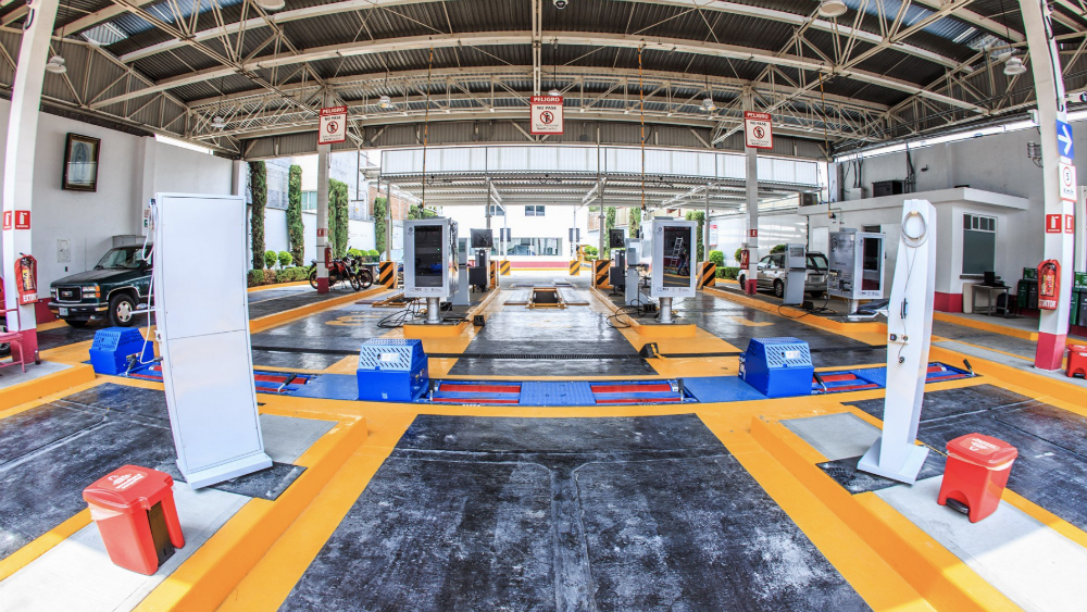 Retrasan apertura de 14 verificentros en la CDMX