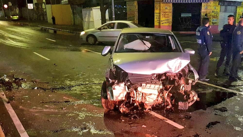 Volcadura deja una persona lesionada en Tlalpan