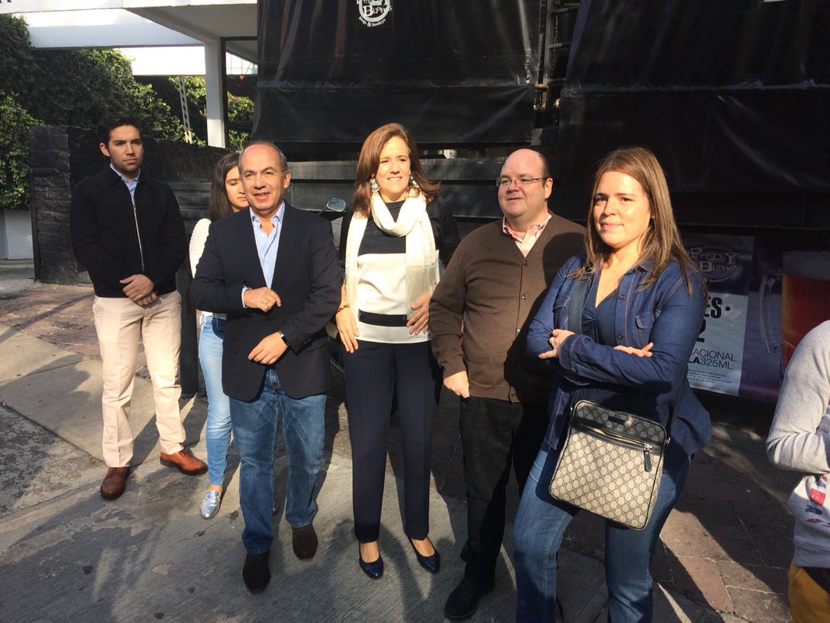 Margarita Zavala votó en Álvaro Obregón - zavala-calderon-voto