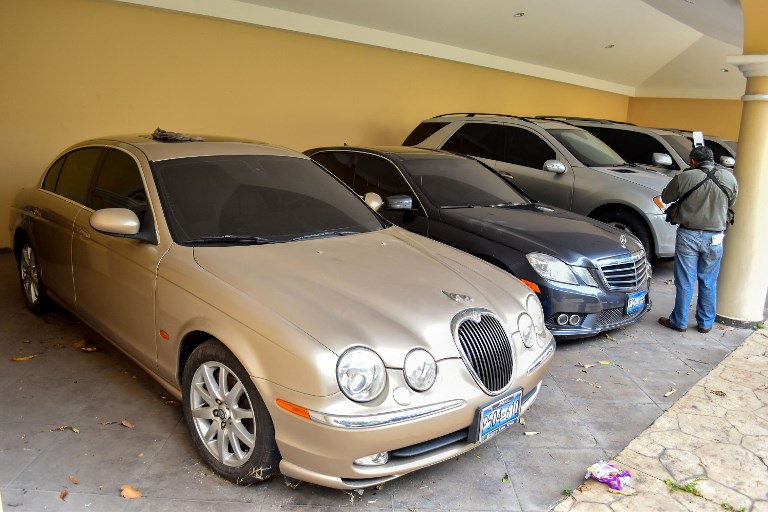 Incautan lujosa mansión a expresidente de El Salvador - 000-18a5ec