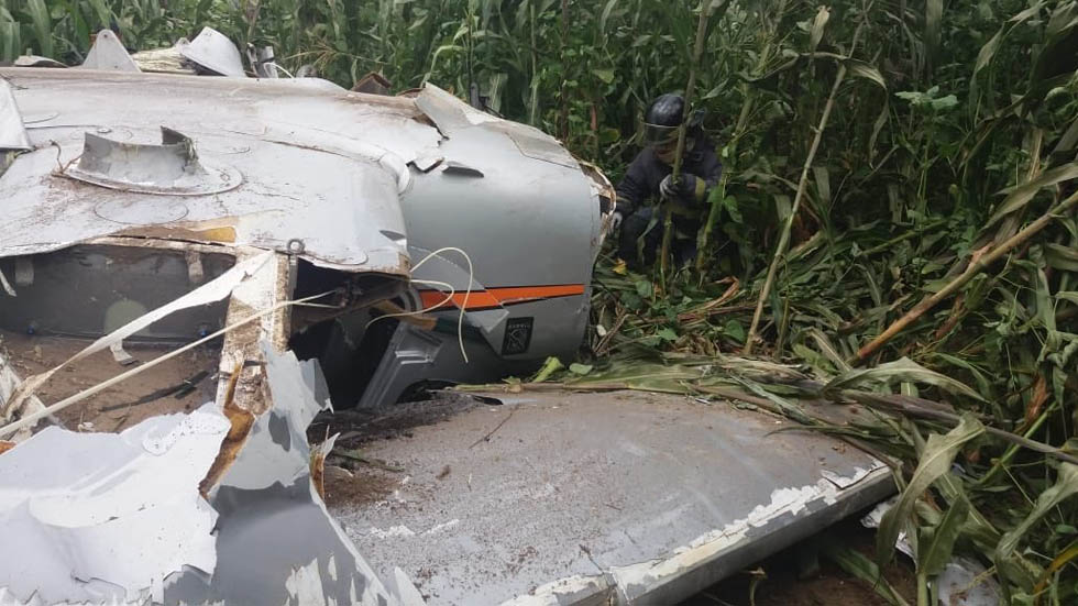 Desplome de avión pequeño en Oaxaca deja tres heridos