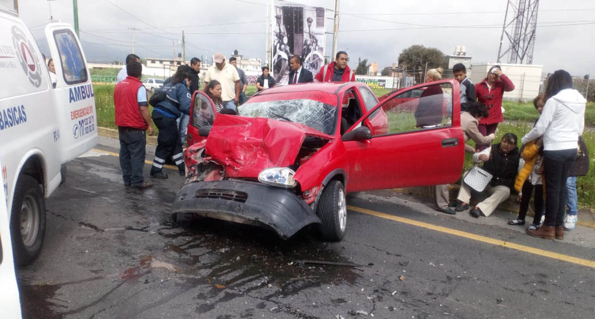 Accidente en la Toluca-Tenango deja once heridos