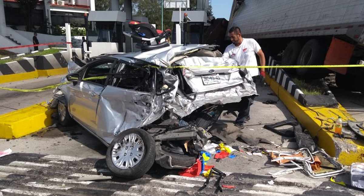 Accidente en caseta de cobro Guadalajara-Tepic deja una persona muerta Accidente en caseta de cobro Guadalajara-Tepic deja una persona muerta