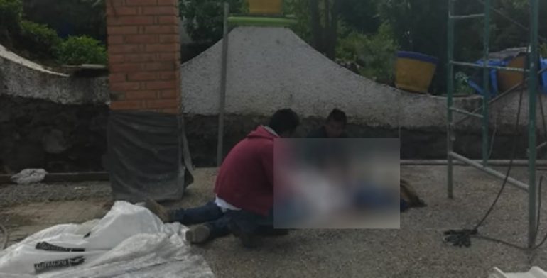 Albañil muere cuando colocaba láminas en un techo en Milpa Alta