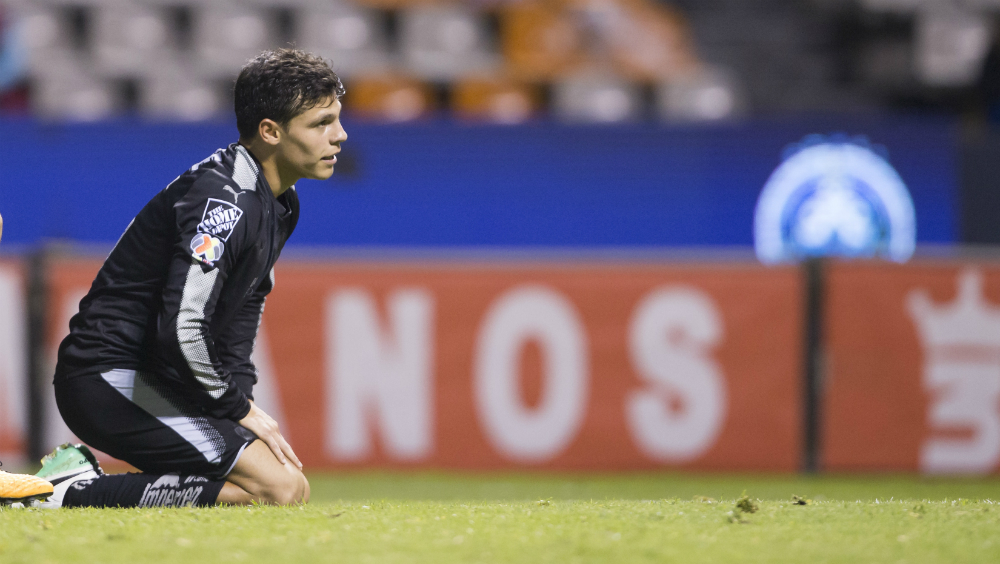 Alfonso González es operado y estará fuera de las canchas nueve meses - alfonso-gonzalez-rayados-lamento