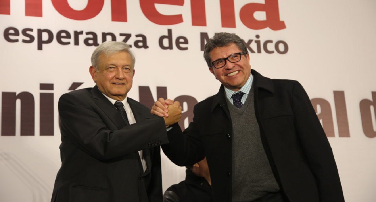 AMLO discute Ley de Austeridad con senadores electos de Morena - amlo-monreal