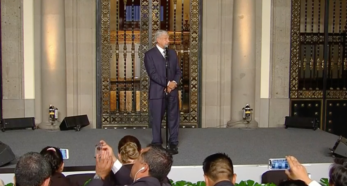 AMLO se reunirá este viernes con Ministros de la Suprema Corte AMLO se reunirá este viernes con Ministros de la Suprema Corte