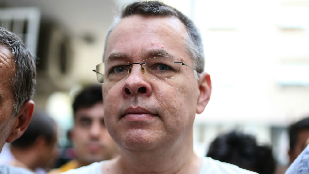 Turquía amenaza a EE.UU. con represalias tras sanciones por caso de pastor - andrew-brunson-eeuu-turquia