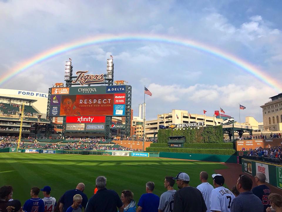 Arcoíris aparece durante homenaje a Aretha Franklin en partido de Detroit