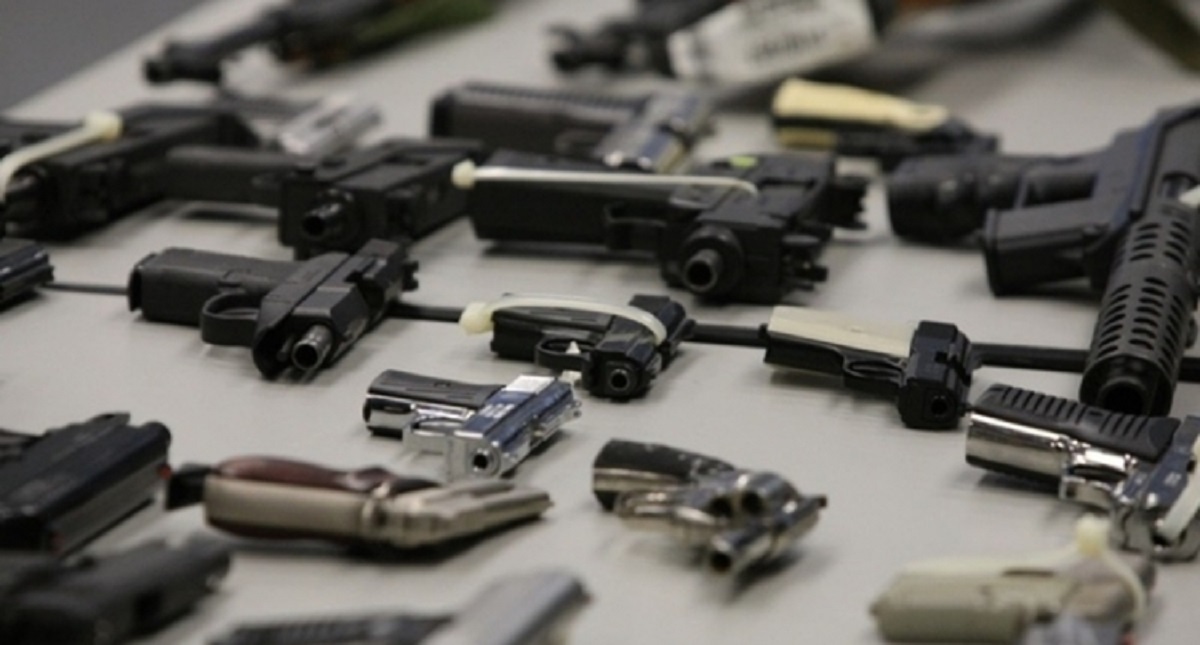 México y EE.UU. renuevan estrategia contra el narcotráfico - armas-decomiso