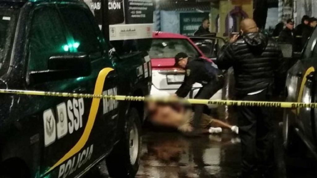 #Video Revelan balacera entre SSP y ladrones de gasolinera en Tláhuac - asalto-en-gasolinera-de-tlahuac-deja-un-muerto-y-4-detenidos