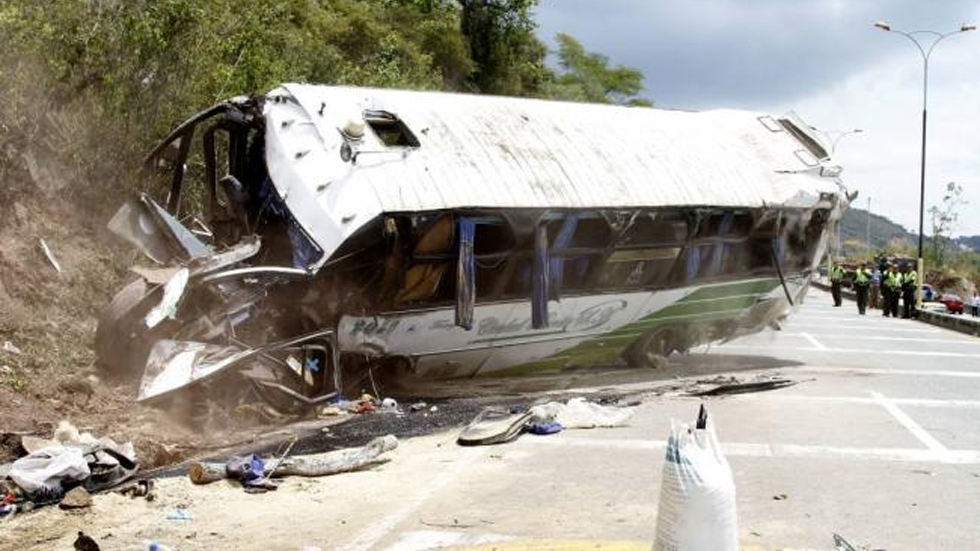 Accidente de autobús con fanáticos del Atlético Nacional deja dos heridos graves