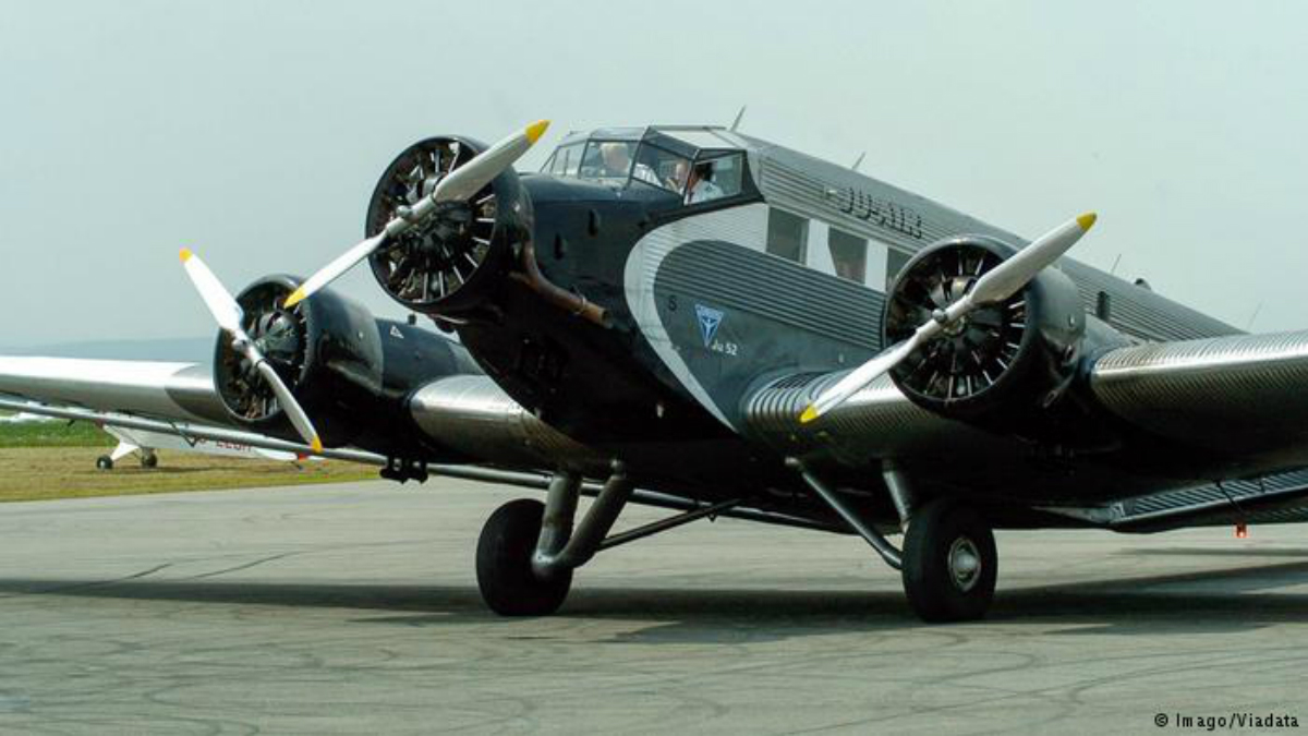 Mueren 20 personas al estrellarse avión en Suiza