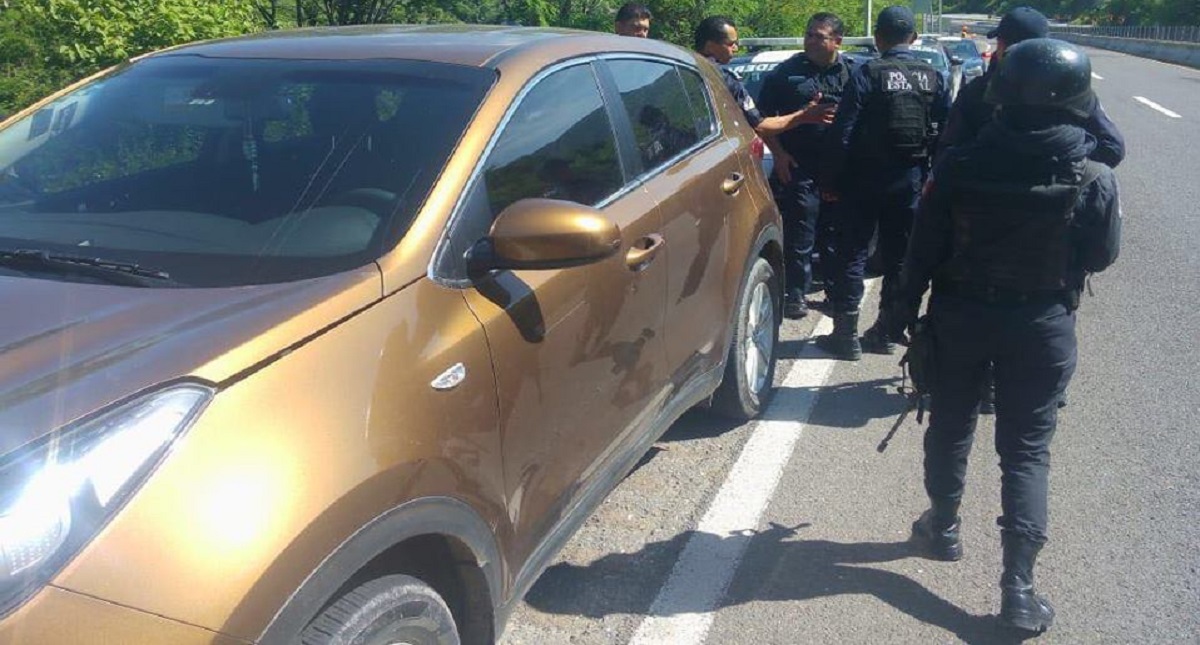 Balean a pareja en intento de asalto sobre la Autopista del Sol - balean-a-pareja-en-intento-de-asalto-sobre-la-autopista-del-sol