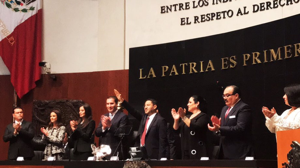 Ratifican a Batres como presidente de la Cámara de Senadores Ratifican a Batres como presidente de la Cámara de Senadores