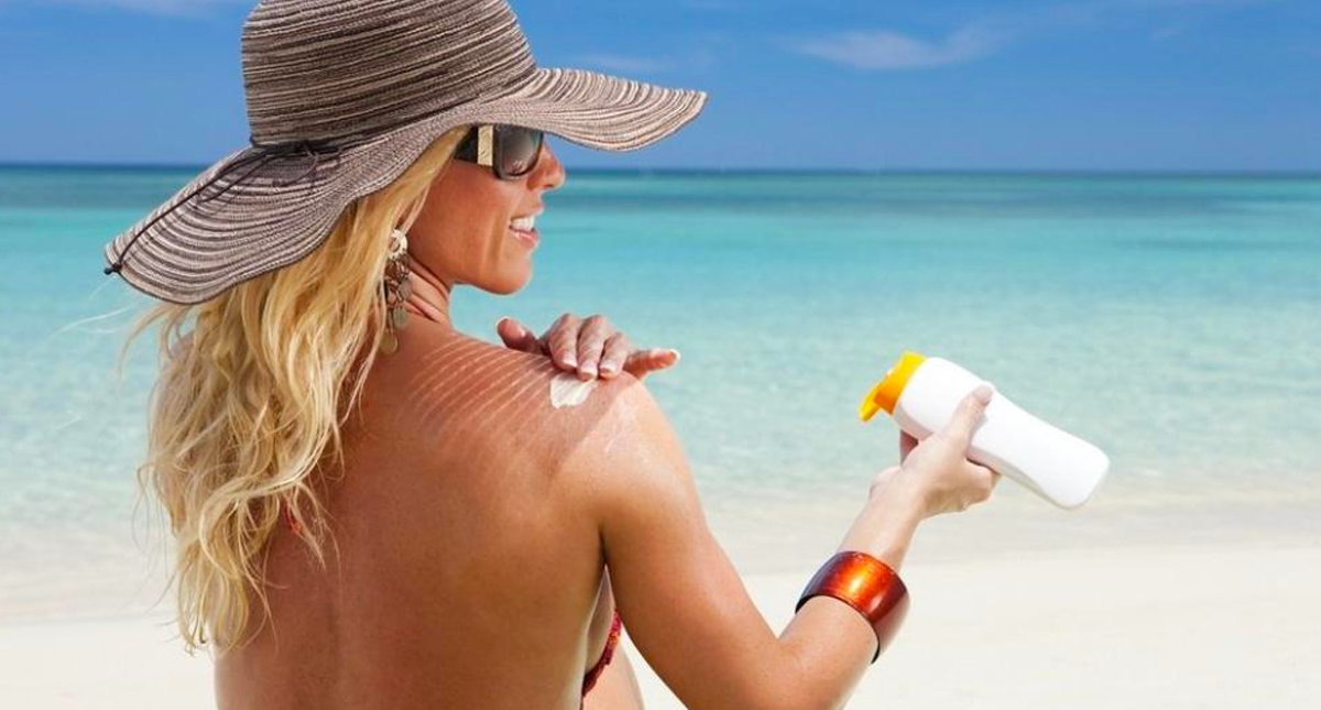 Confirman que los bloqueadores solares contaminan el mar