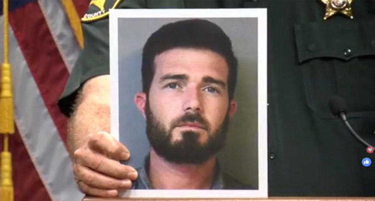 #Video Conductor de Uber mata a novio celoso que lo perseguía - boek