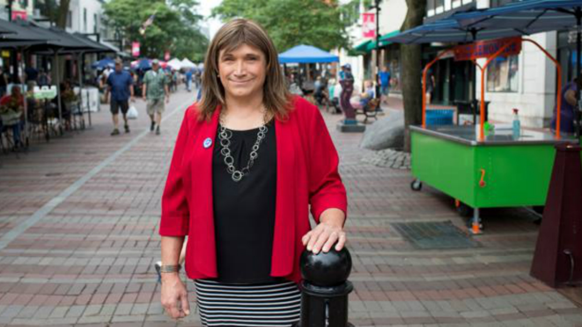 Mujer transgénero gana candidatura a gobernación en EE.UU.