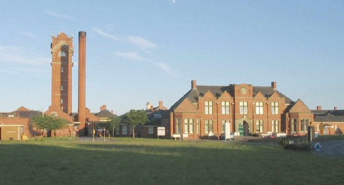 Enfermera se suicida por mobbing en Reino Unido - cefn-coed-hospital