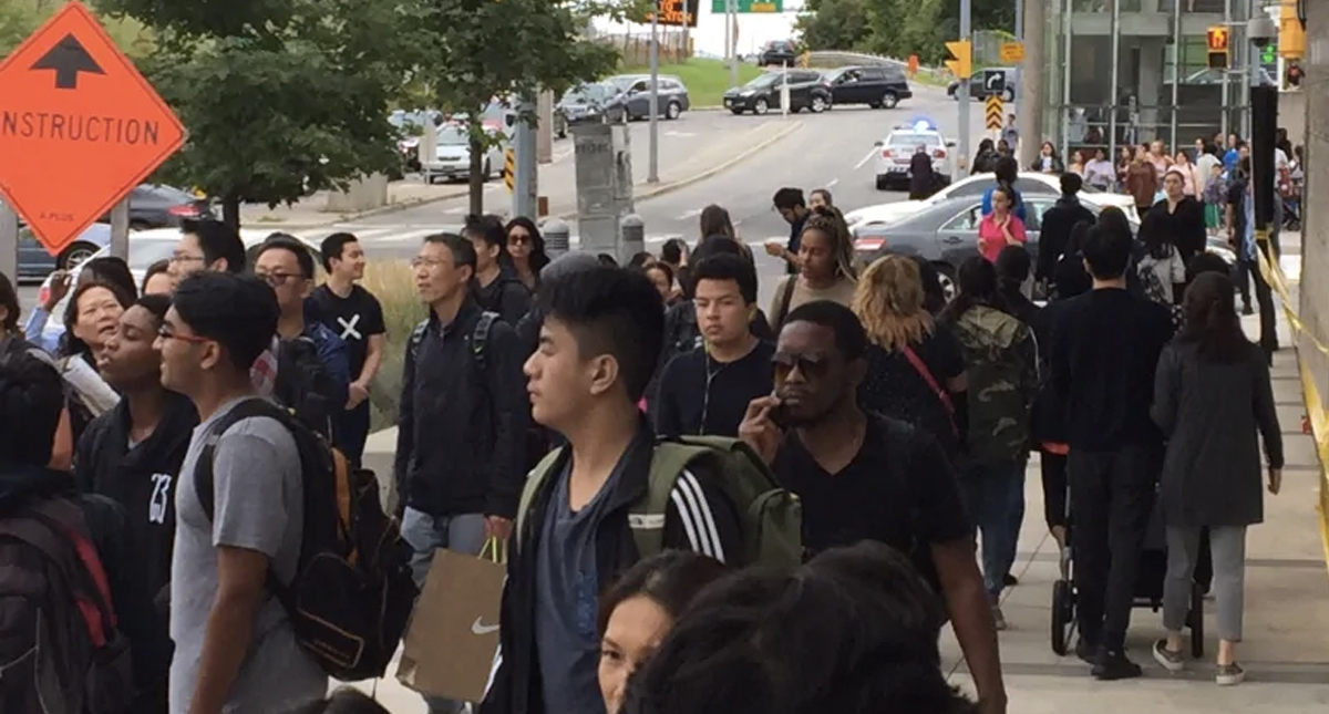 Tiroteo en centro comercial de Toronto - centro-comercial-toronto