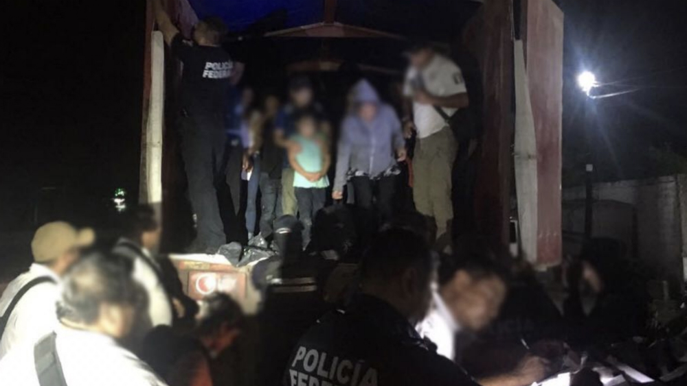 Rescatan a 150 centroamericanos en Tabasco