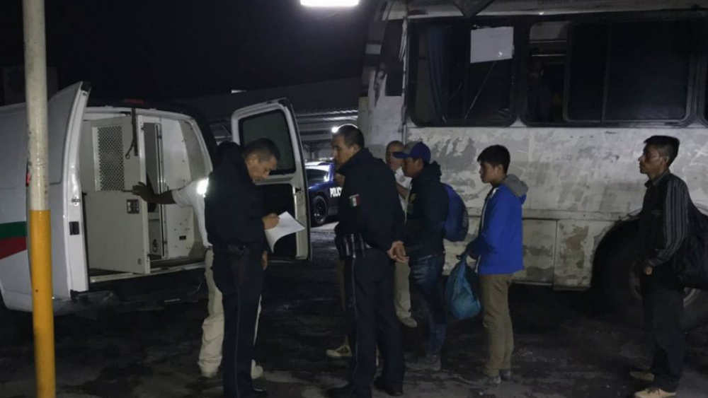 Rescatan a 62 migrantes centroamericanos en Veracruz