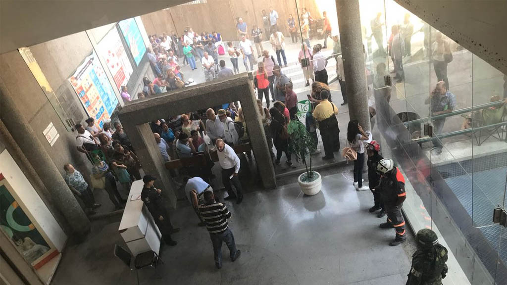 Falsa amenaza de bomba en clínica del IMSS de Monterrey - clinica-33-imss-monterrey-amenaza-bomba
