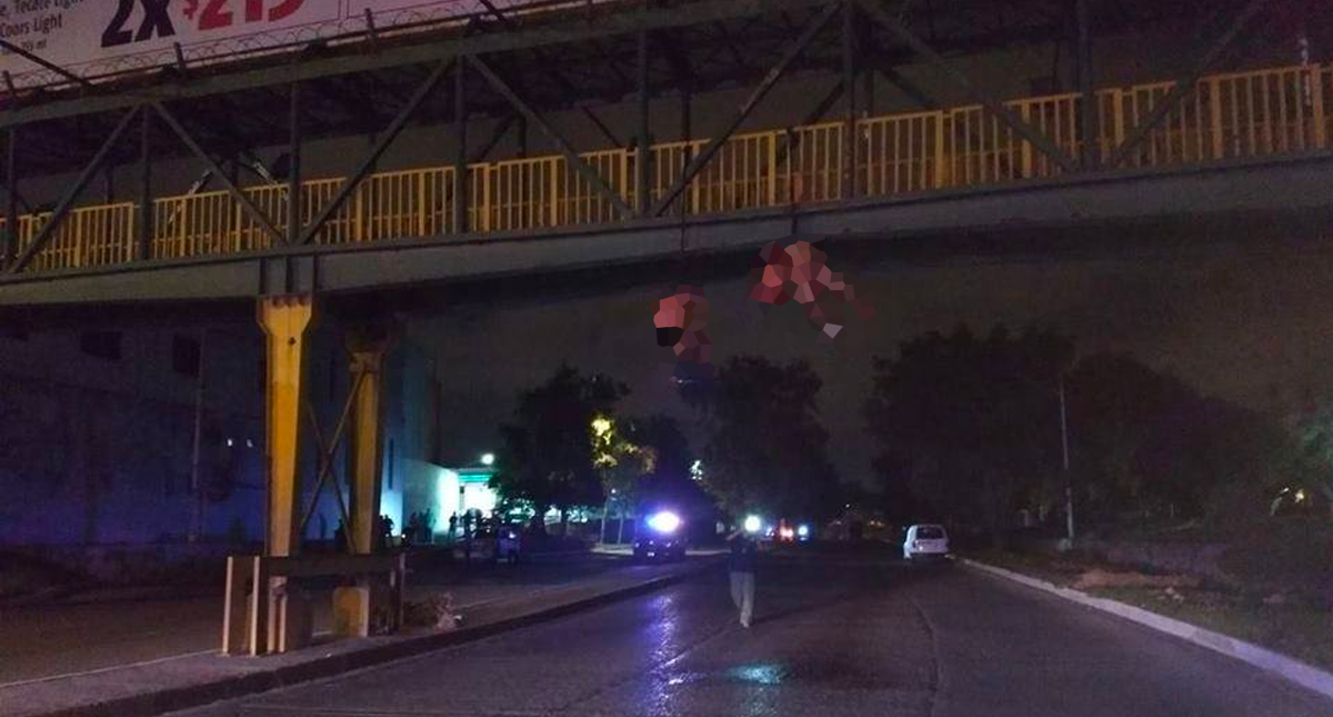 Matan y cuelgan a dos hombres en puente peatonal de San Luis Potosí