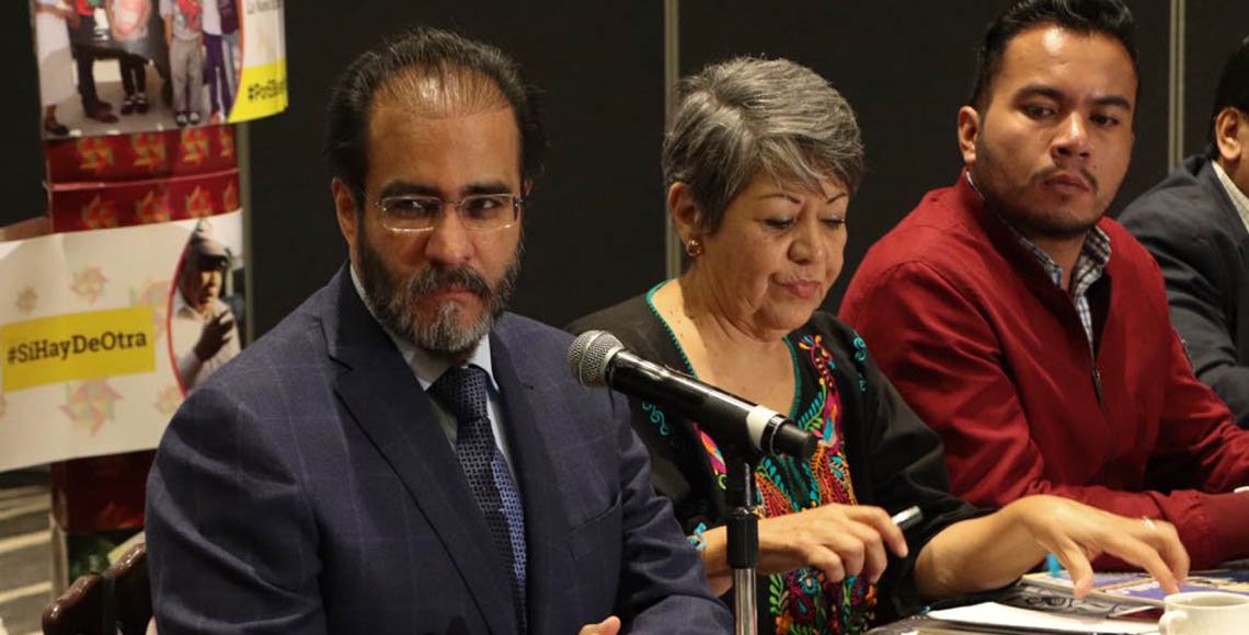 Bejarano asegura que no ocupará ningún cargo político en el gobierno de AMLO - conferencia-de-prensa-de-rene-bejarano-en-el-hotel-hilton-foto-marco-tulio-gonzalez-quadratin-3