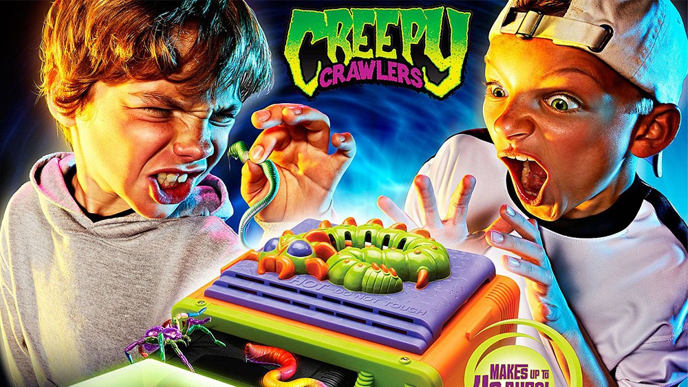 10 juguetes de los noventa que te harán recordar tu infancia - creepy-crawlers-juguetes-90s