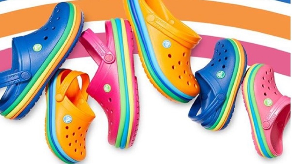 Clientes entran en pánico por cierre de fábrica de Crocs - crocs