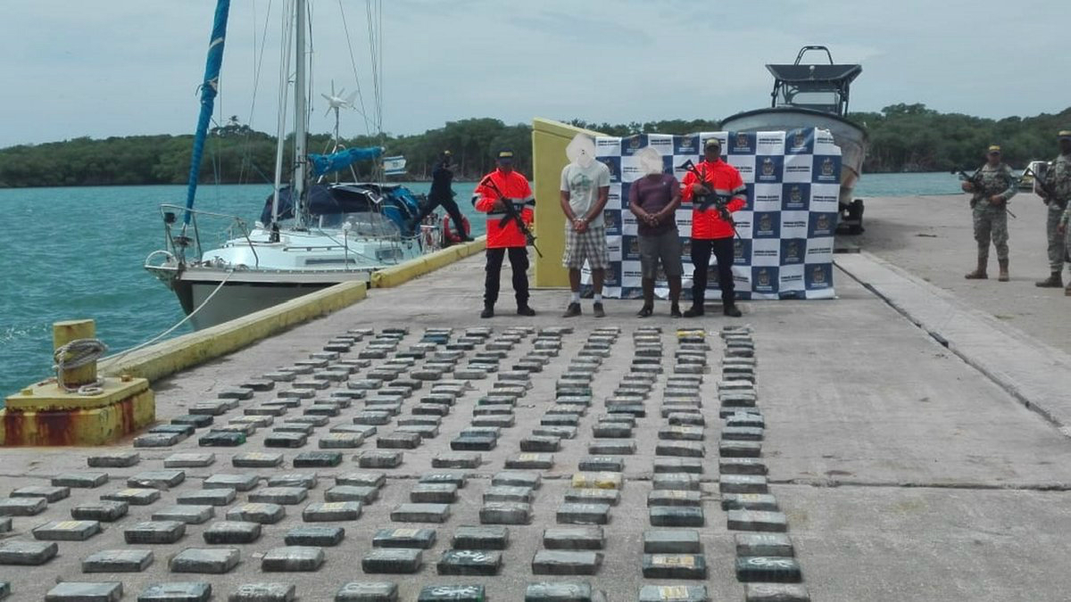 Decomisan media tonelada de cocaína en Colombia Decomisan media tonelada de cocaína en Colombia