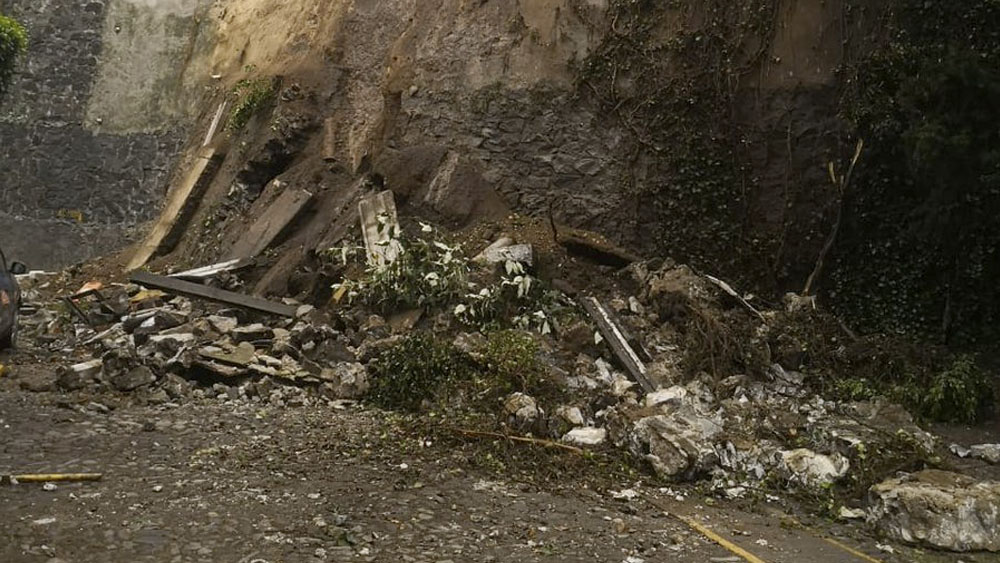 Lluvia provoca deslave en Tlalpan