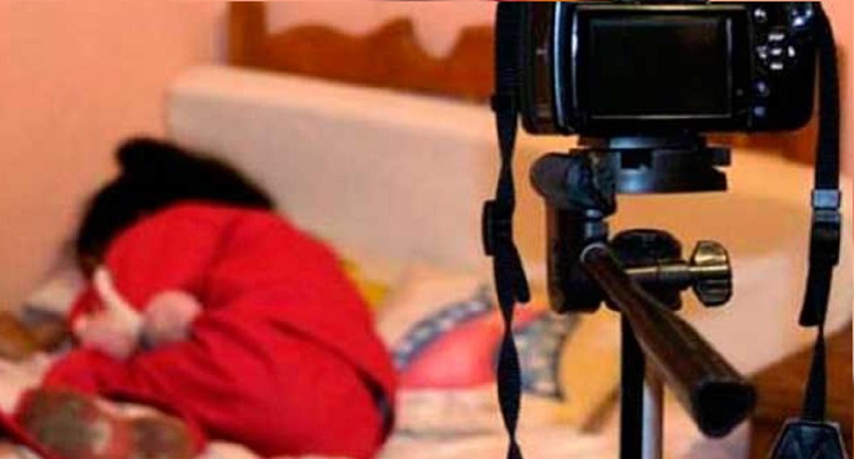 Desmantelan red de pederastas que operaban en 14 grupos de WhatsApp