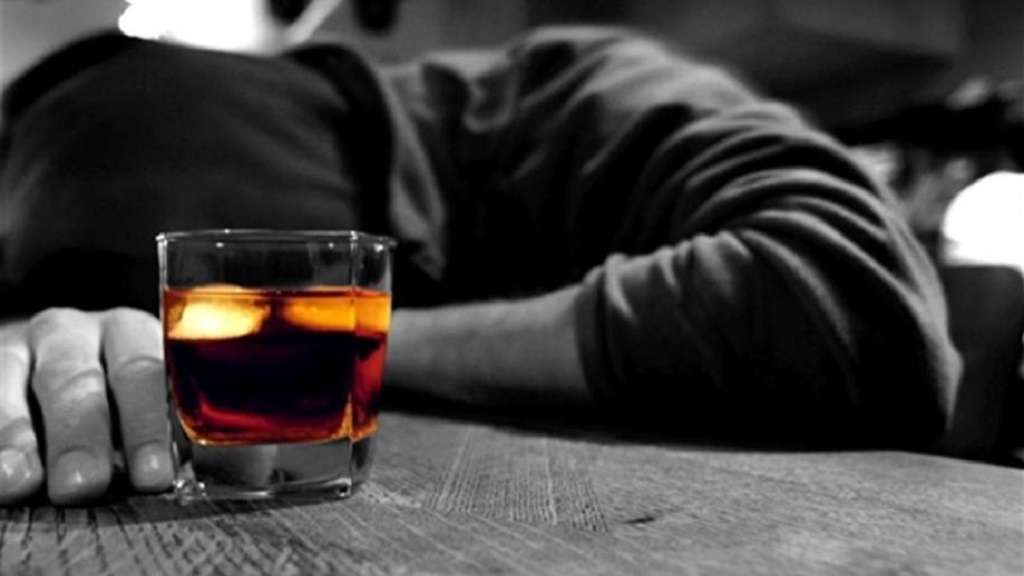 Crean aerosol para mitigar la adicción al alcohol