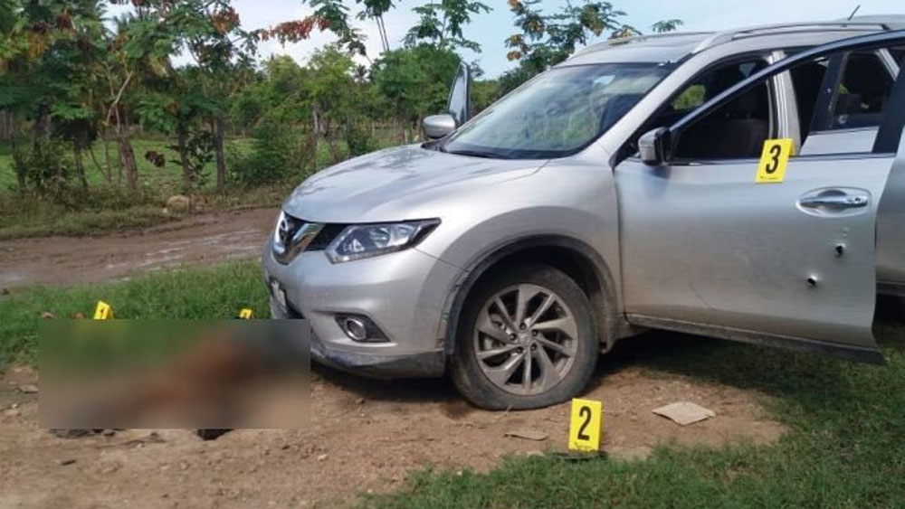 Enfrentamiento deja tres muertos y tres policías heridos en Guerrero