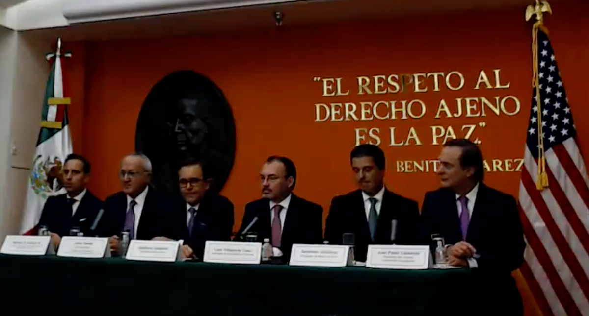 Videgaray, Guajardo y Seade tras acuerdo comercial alcanzado con Trump Videgaray, Guajardo y Seade tras acuerdo comercial alcanzado con Trump