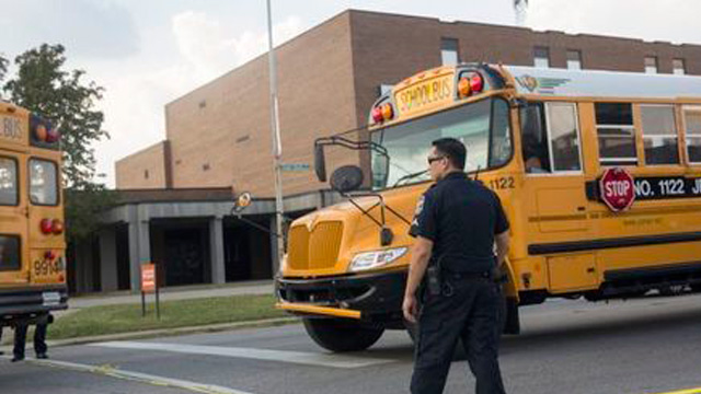 Distrito escolar de Colorado recorta la semana lectiva a cuatro días - escuelasint