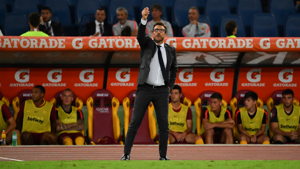 #Video Técnico de la Roma se fractura la mano tras golpear la banca #Video Técnico de la Roma se fractura la mano tras golpear la banca