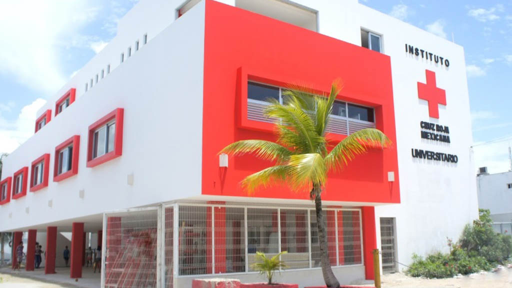 Falsos pacientes cometen asalto en Cruz Roja de Cancún