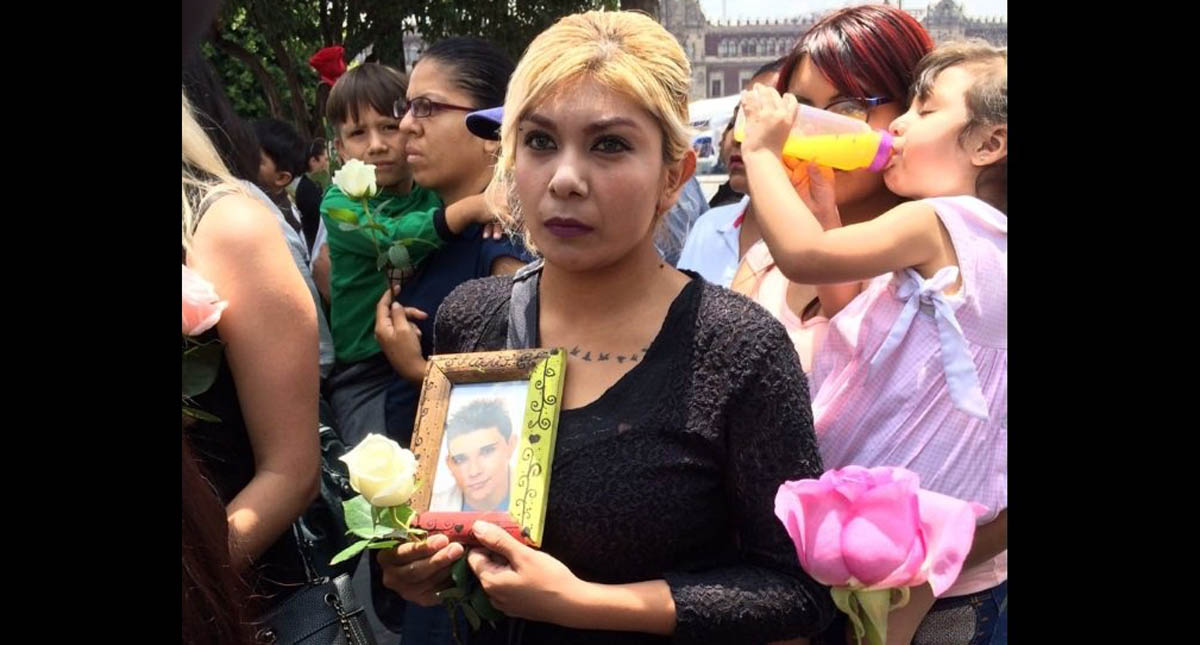 Fans de UFF! dan último adiós a Fabio Melanitto con misa