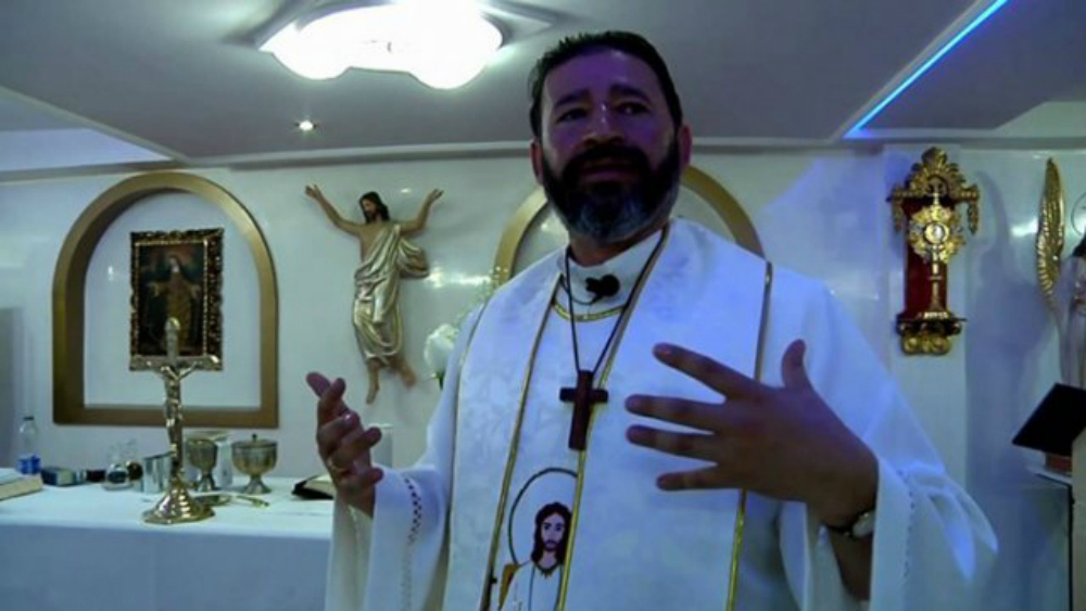 Presunto sacerdote pedófilo muere durante juicio en Colombia