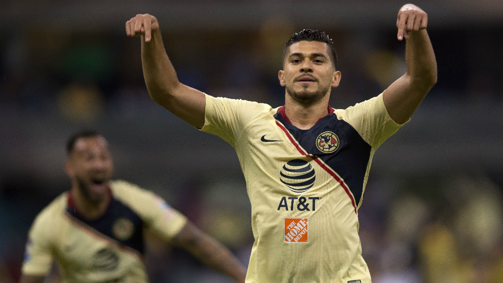 América empata dramáticamente a Pumas con nueve hombres