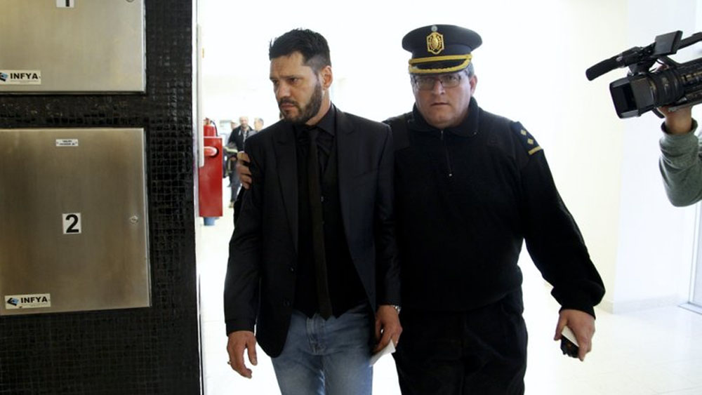 Condenan a hermano de Messi por portación de armas