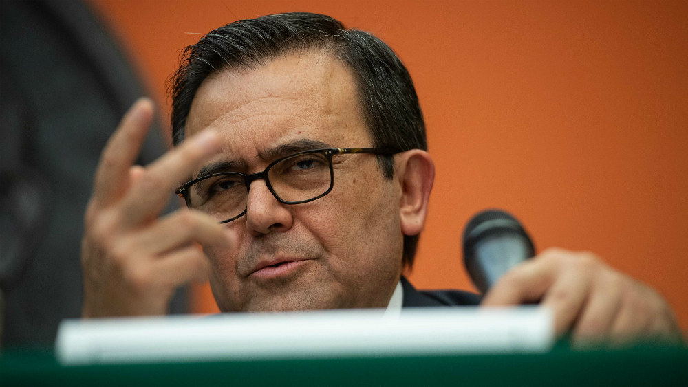 Acuerdo comercial con EE.UU. traerá mejores condiciones para Pymes: Guajardo - ildefonso-guajardo-conferencia