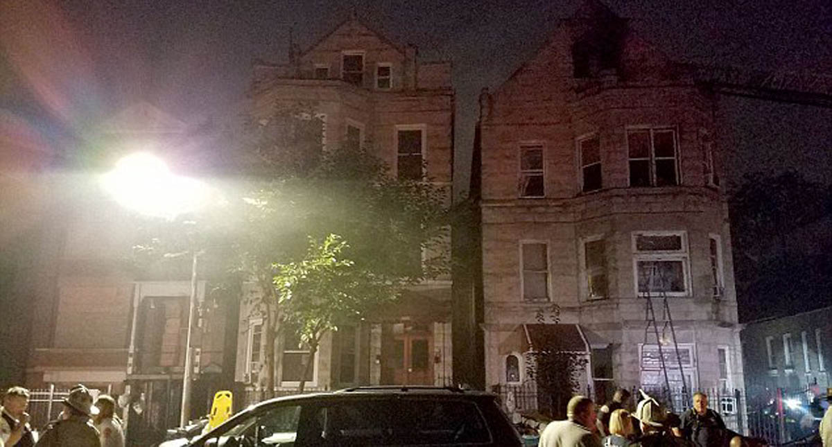 Incendio en Chicago mata a seis niños, dos adultos y un perro