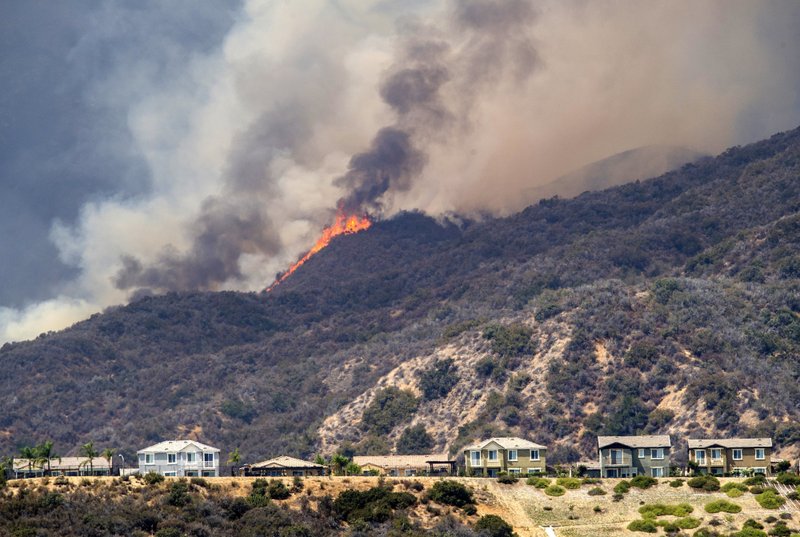 Incendio Holy destruye más de siete mil hectáreas en California - incendio-holy2