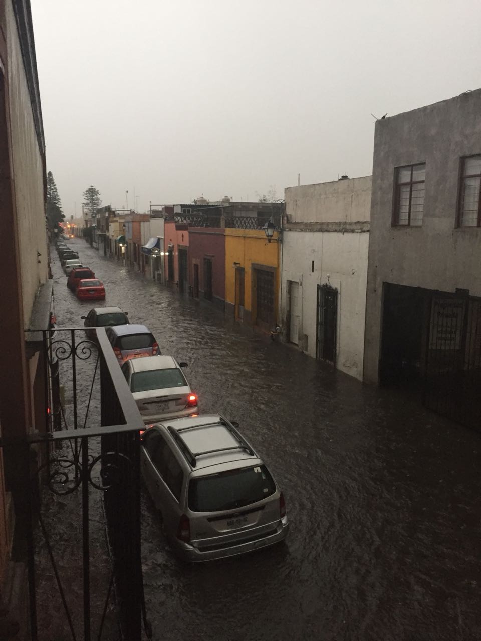 Fuerte lluvia en Querétaro provoca severos encharcamientos - inundaciones-queretaro