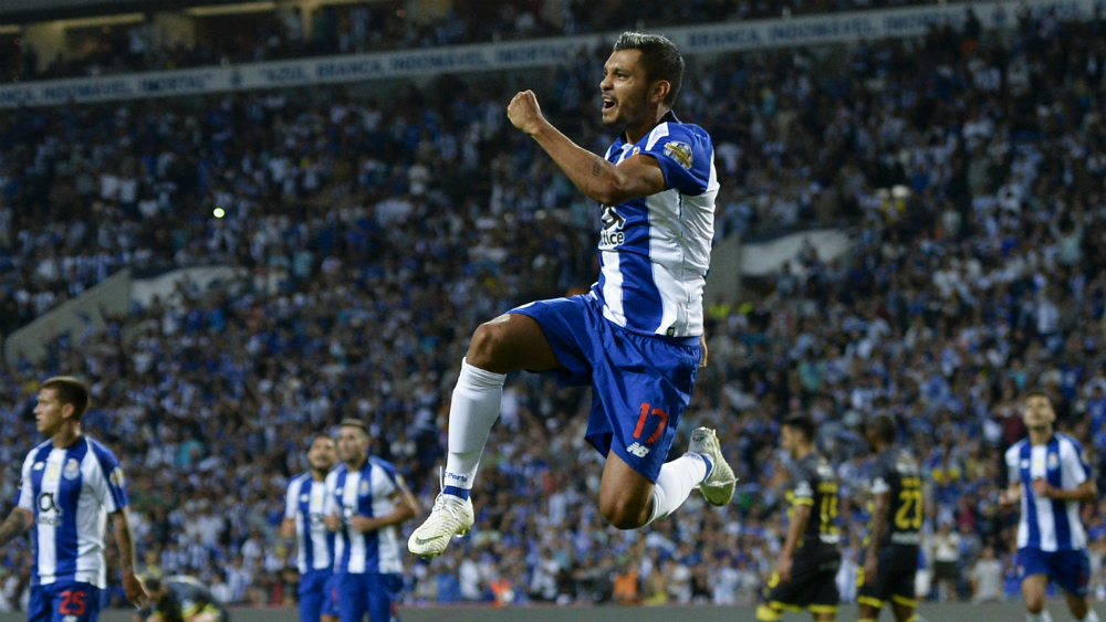 #Video ‘Tecatito’ Corona anota en goleada del Porto