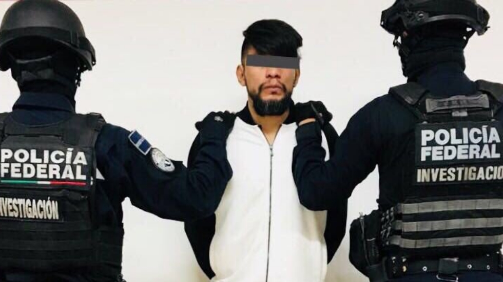 Detienen a exagente de PGR que enganchaba mujeres para Zona Divas Detienen a exagente de PGR que enganchaba mujeres para Zona Divas